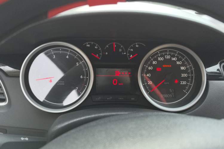 Used Peugeot 508 2013 2.0L 2nd Anniversary Edition with Automatic Sunroof – Classic Version Instrument Cluster
