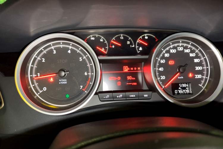 Used Peugeot 508 2013 2.0L 2nd Anniversary Edition with Automatic Sunroof – Classic Version Instrument Cluster