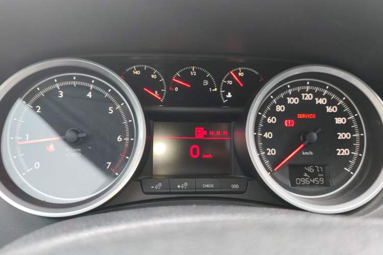 Used Peugeot 508 2013 2.0L 2nd Anniversary Edition with Automatic Sunroof – Classic Version Instrument Cluster