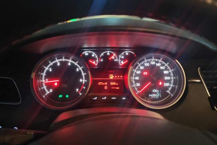 Used Peugeot 508 2013 2.0L 2nd Anniversary Edition with Automatic Sunroof – Classic Version Instrument Cluster