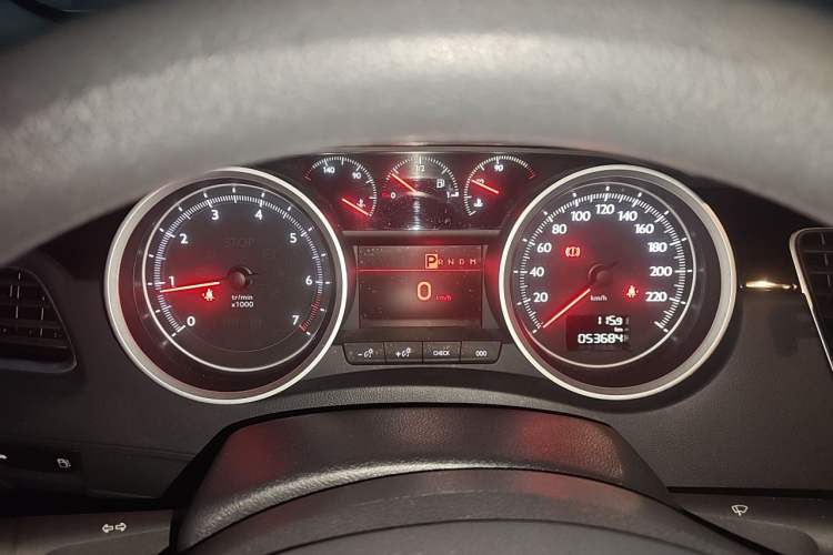 Used Peugeot 508 2013 2.0L 2nd Anniversary Edition with Automatic Sunroof – Classic Version Instrument Cluster
