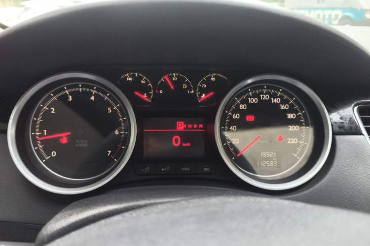 Used Peugeot 508 2013 2.0L 2nd Anniversary Edition with Automatic Sunroof – Classic Version Instrument Cluster