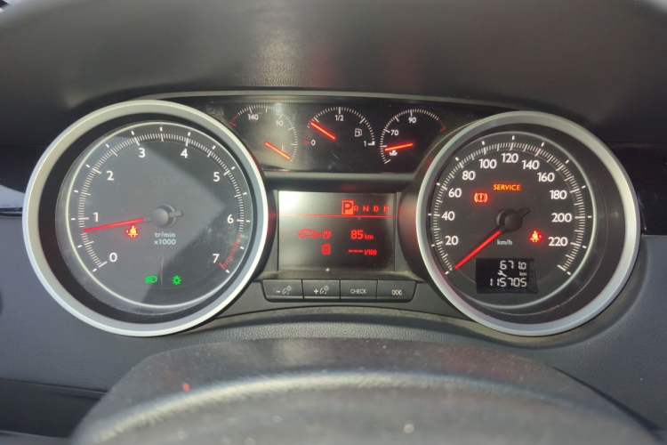 Used Peugeot 508 2013 2.0L 2nd Anniversary Edition Automatic Smart Enjoyment Version Instrument Cluster