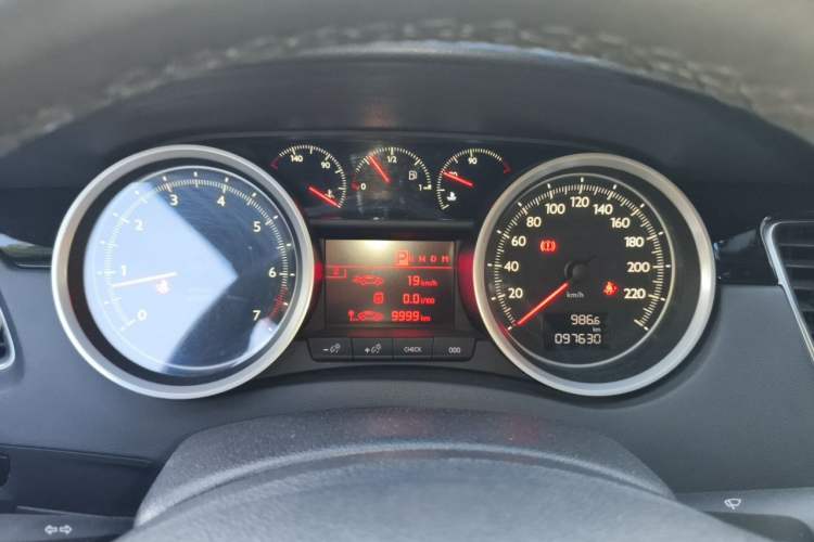 Used Peugeot 508 2013 2.0L 2nd Anniversary Edition Automatic Smart Enjoyment Version Instrument Cluster