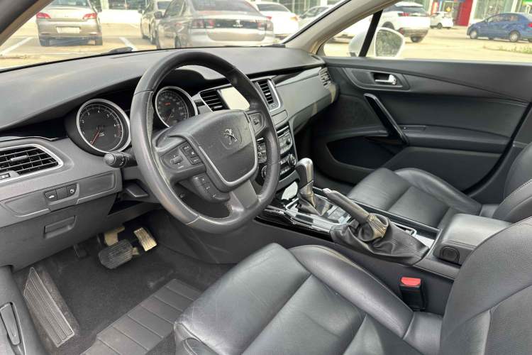 Used Peugeot 508 2013 2.0L 2nd Anniversary Edition with Automatic Sunroof – Classic Version Interior 2