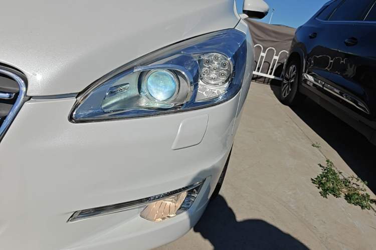 Used Peugeot 508 2013 2.0L 2nd Anniversary Edition Automatic Smart Enjoyment Version Left Front Headlight