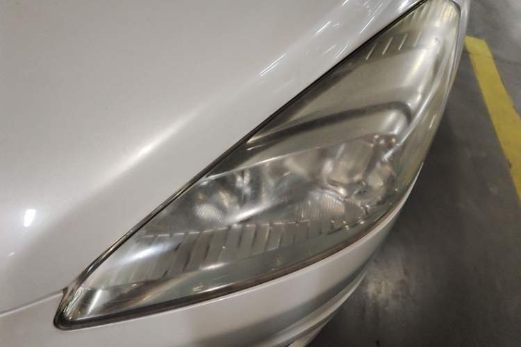 Used Peugeot 508 2013 2.0L 2nd Anniversary Edition with Automatic Sunroof – Classic Version Left Front Headlight