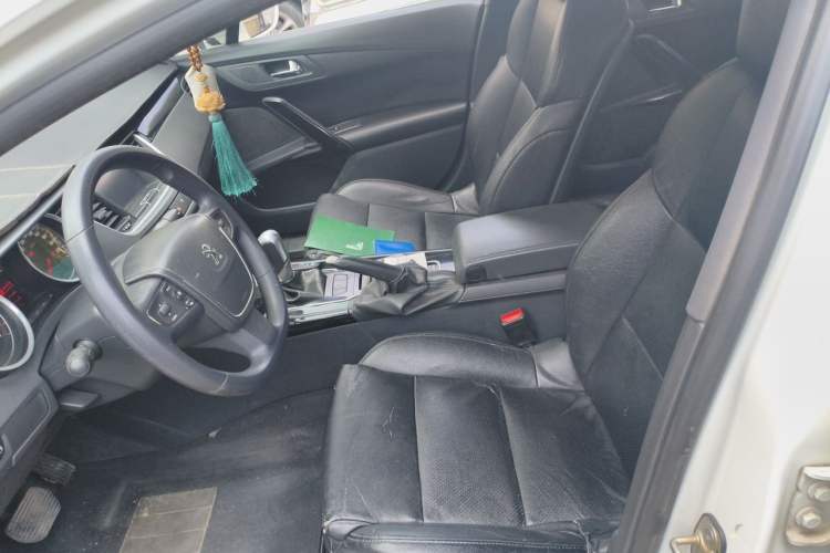 Used Peugeot 508 2013 2.0L 2nd Anniversary Edition with Automatic Sunroof – Classic Version Left Front Seat
