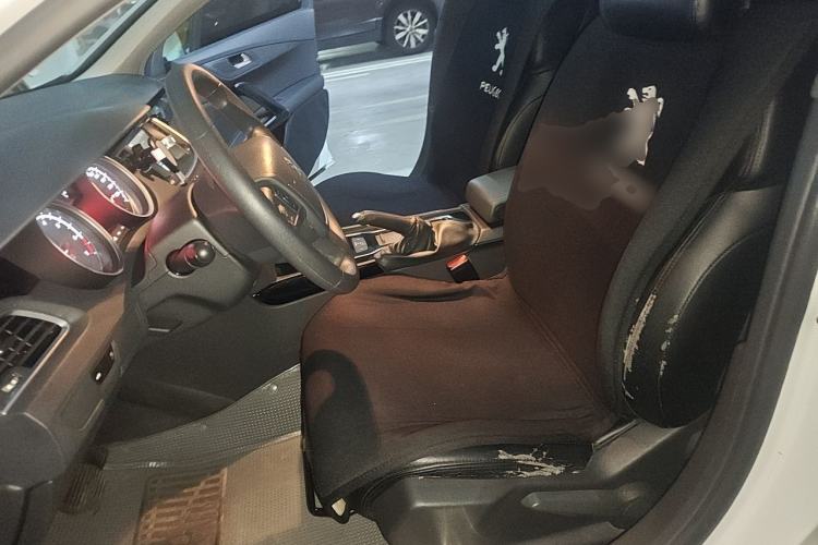 Used Peugeot 508 2013 2.0L 2nd Anniversary Edition with Automatic Sunroof – Classic Version Left Front Seat