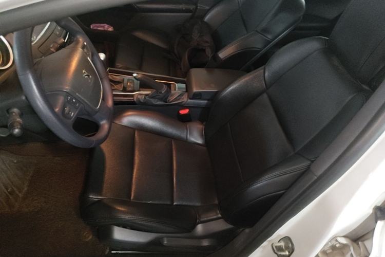 Used Peugeot 508 2013 2.0L 2nd Anniversary Edition with Automatic Sunroof – Classic Version Left Front Seat