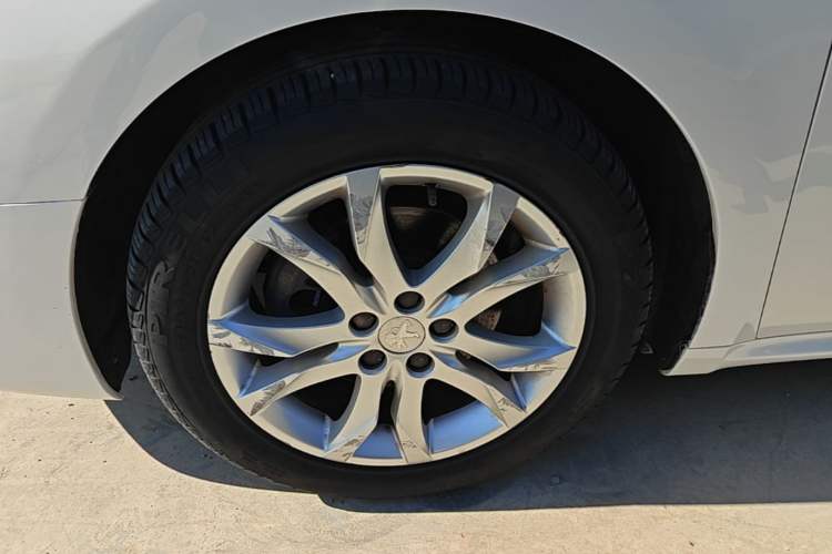 Used Peugeot 508 2013 2.0L 2nd Anniversary Edition Automatic Smart Enjoyment Version Left Front Wheel Hub