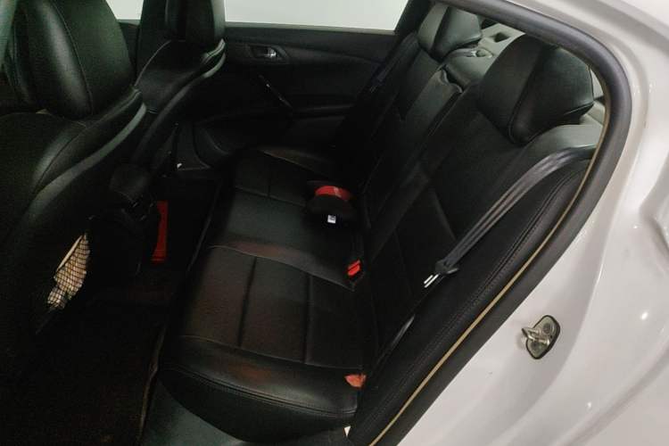 Used Peugeot 508 2013 2.0L 2nd Anniversary Edition with Automatic Sunroof – Classic Version Left Rear Seat