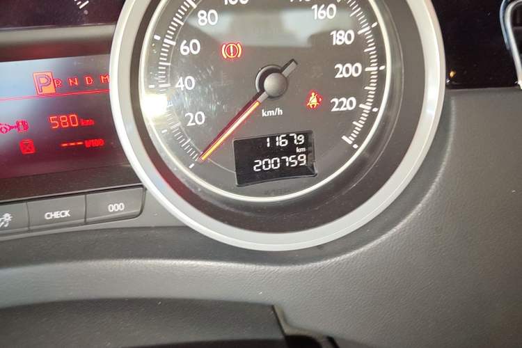 Used Peugeot 508 2013 2.0L 2nd Anniversary Edition Automatic Smart Enjoyment Version Odometer Close Up