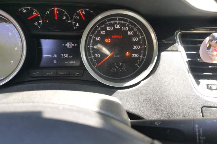 Used Peugeot 508 2013 2.3L 2nd Anniversary Edition Automatic Flagship Model Odometer Close Up