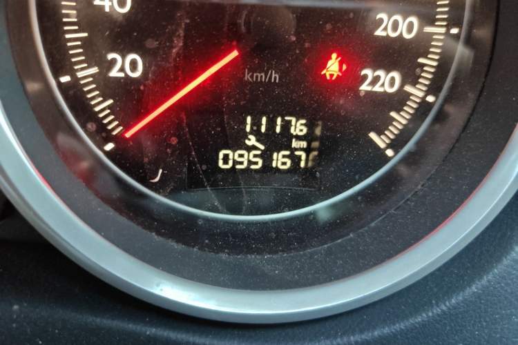 Used Peugeot 508 2013 2.0L 2nd Anniversary Edition Automatic Smart Enjoyment Version Odometer Close Up