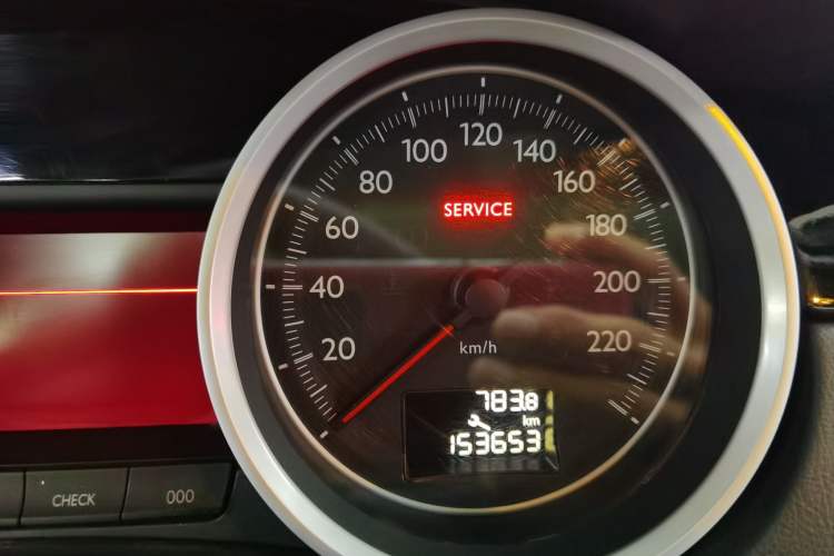 Used Peugeot 508 2013 2.0L 2nd Anniversary Edition with Automatic Sunroof – Classic Version Odometer Close Up