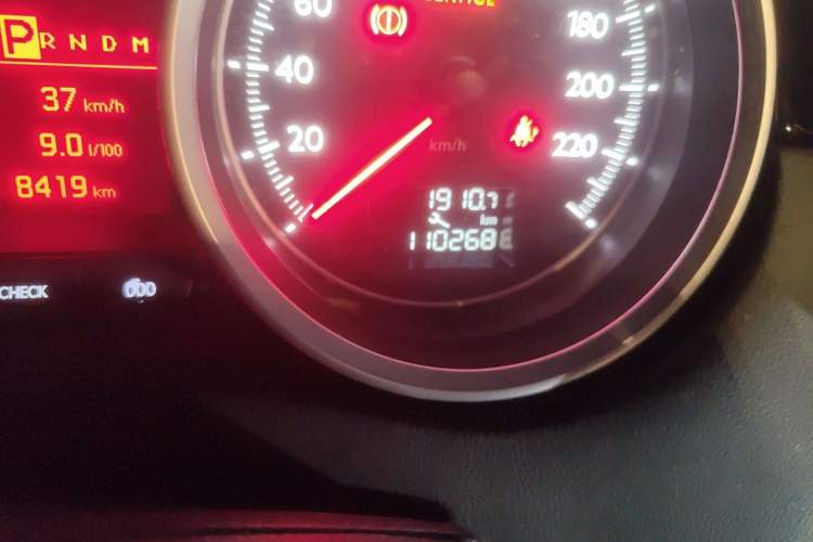 Used Peugeot 508 2013 2.0L 2nd Anniversary Edition with Automatic Sunroof – Classic Version Odometer Close Up