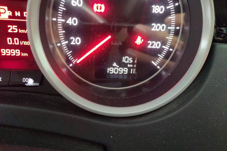 Used Peugeot 508 2013 2.0L 2nd Anniversary Edition Automatic Smart Enjoyment Version Odometer Close Up