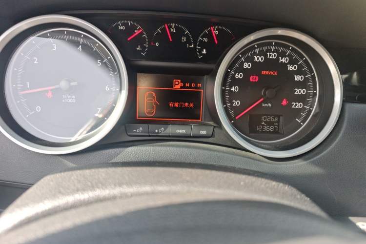 Used Peugeot 508 2013 2.0L 2nd Anniversary Edition Automatic Smart Enjoyment Version Odometer Close Up