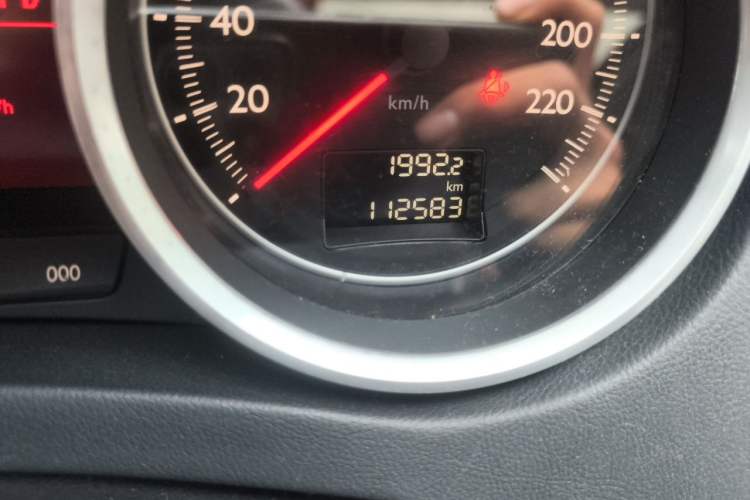Used Peugeot 508 2013 2.0L 2nd Anniversary Edition with Automatic Sunroof – Classic Version Odometer Close Up