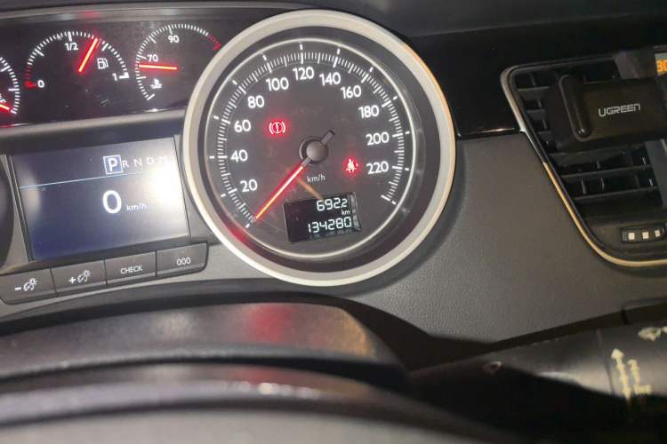 Used Peugeot 508 2013 2.3L 2nd Anniversary Edition Automatic Flagship Model Odometer Close Up