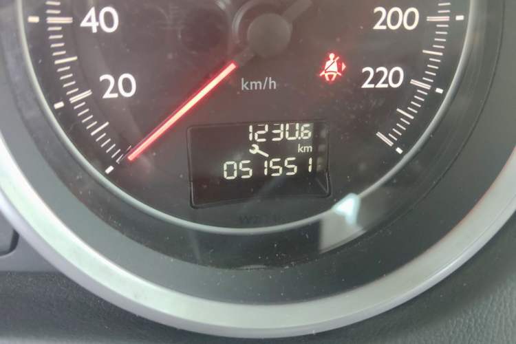 Used Peugeot 508 2013 2.0L 2nd Anniversary Edition Automatic Smart Enjoyment Version Odometer Close Up