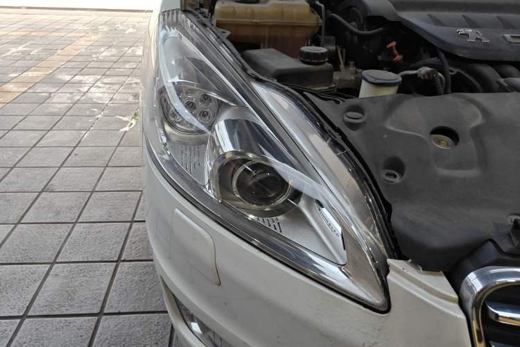 Used Peugeot 508 2013 2.0L 2nd Anniversary Edition Automatic Smart Enjoyment Version Right Front Headlight