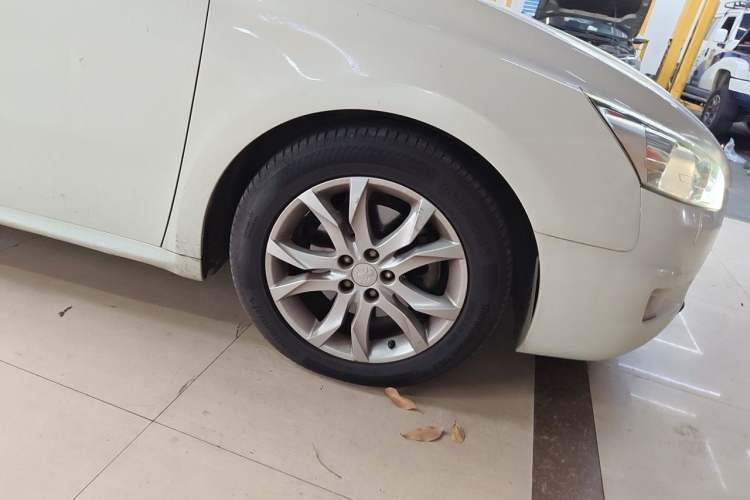 Used Peugeot 508 2013 2.0L 2nd Anniversary Edition Automatic Smart Enjoyment Version Right Front Wheel Hub