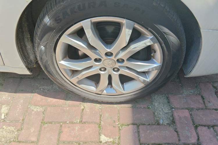 Used Peugeot 508 2013 2.0L 2nd Anniversary Edition Automatic Smart Enjoyment Version Right Front Wheel Hub