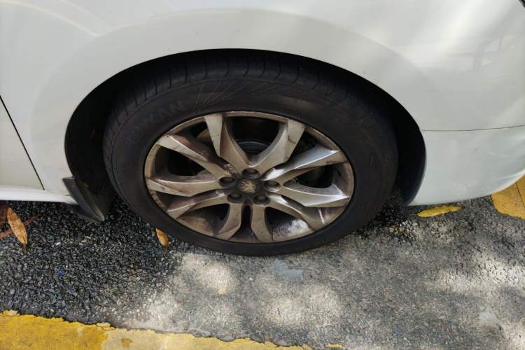 Used Peugeot 508 2013 2.0L 2nd Anniversary Edition Automatic Smart Enjoyment Version Right Front Wheel Hub