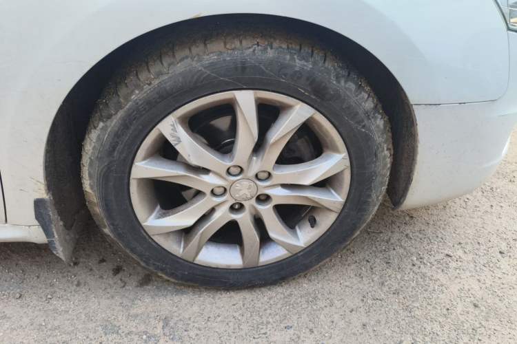 Used Peugeot 508 2013 2.0L 2nd Anniversary Edition Automatic Smart Enjoyment Version Right Front Wheel Hub