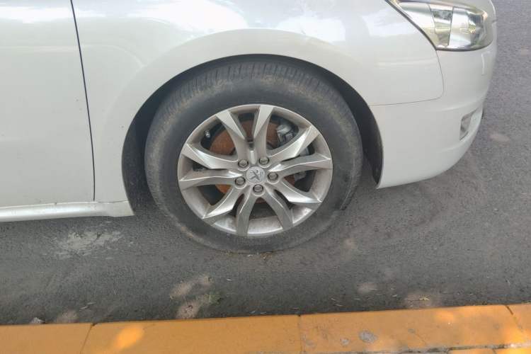Used Peugeot 508 2013 2.0L 2nd Anniversary Edition Automatic Smart Enjoyment Version Right Front Wheel Hub