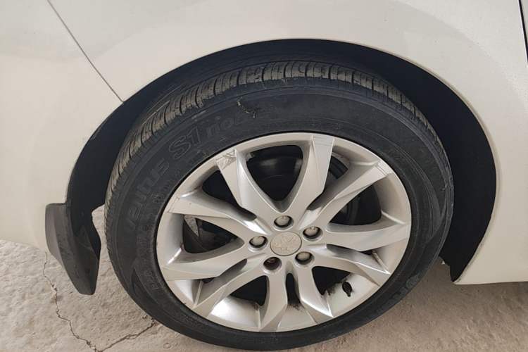 Used Peugeot 508 2013 2.0L 2nd Anniversary Edition Automatic Smart Enjoyment Version Right Rear Wheel Hub