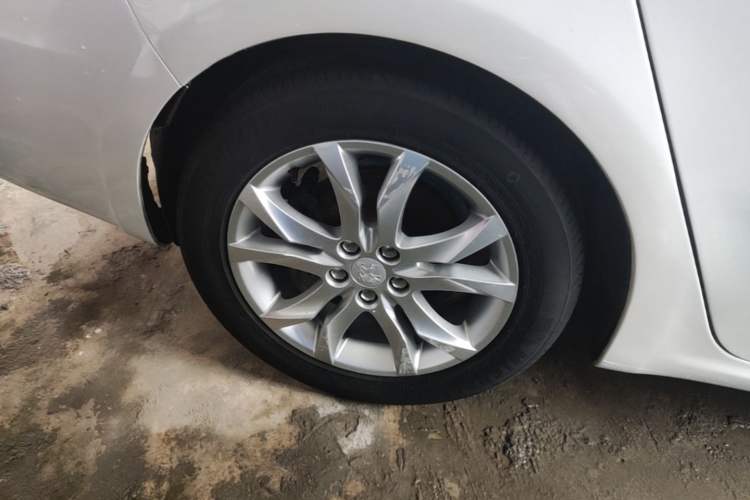 Used Peugeot 508 2013 2.0L 2nd Anniversary Edition Automatic Smart Enjoyment Version Right Rear Wheel Hub
