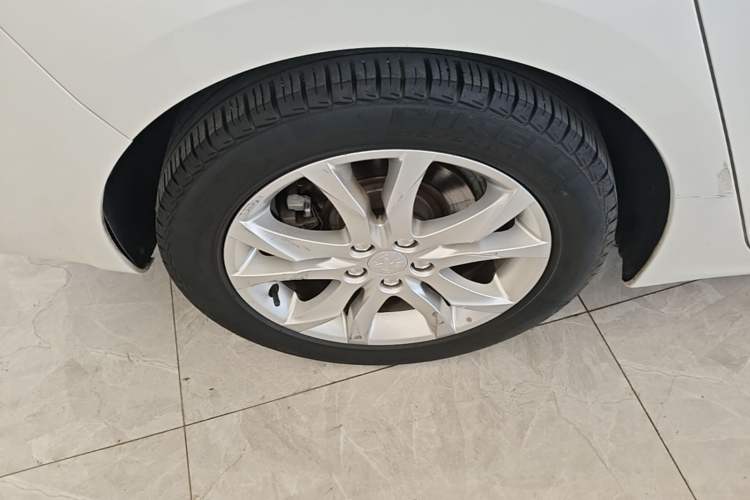 Used Peugeot 508 2013 2.0L 2nd Anniversary Edition Automatic Smart Enjoyment Version Right Rear Wheel Hub