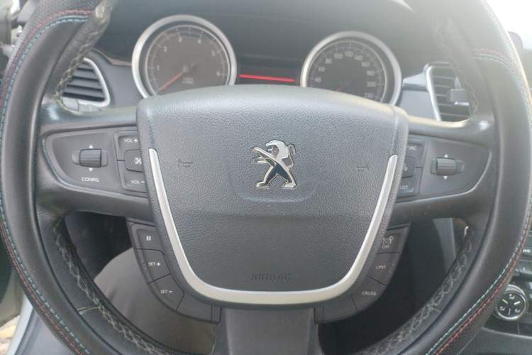 Used Peugeot 508 2013 2.0L 2nd Anniversary Edition with Automatic Sunroof – Classic Version Steering Wheel