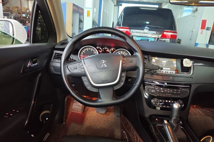 Used Peugeot 508 2013 2.0L 2nd Anniversary Edition Automatic Smart Enjoyment Version Steering Wheel