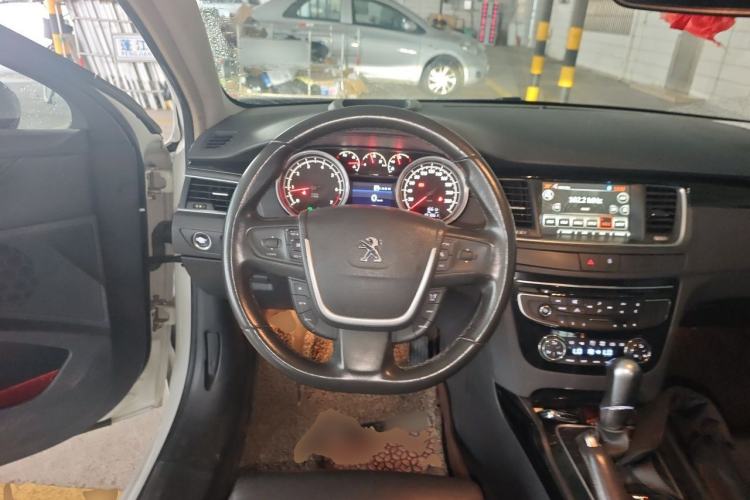 Used Peugeot 508 2013 2.3L Roland Garros Edition Steering Wheel
