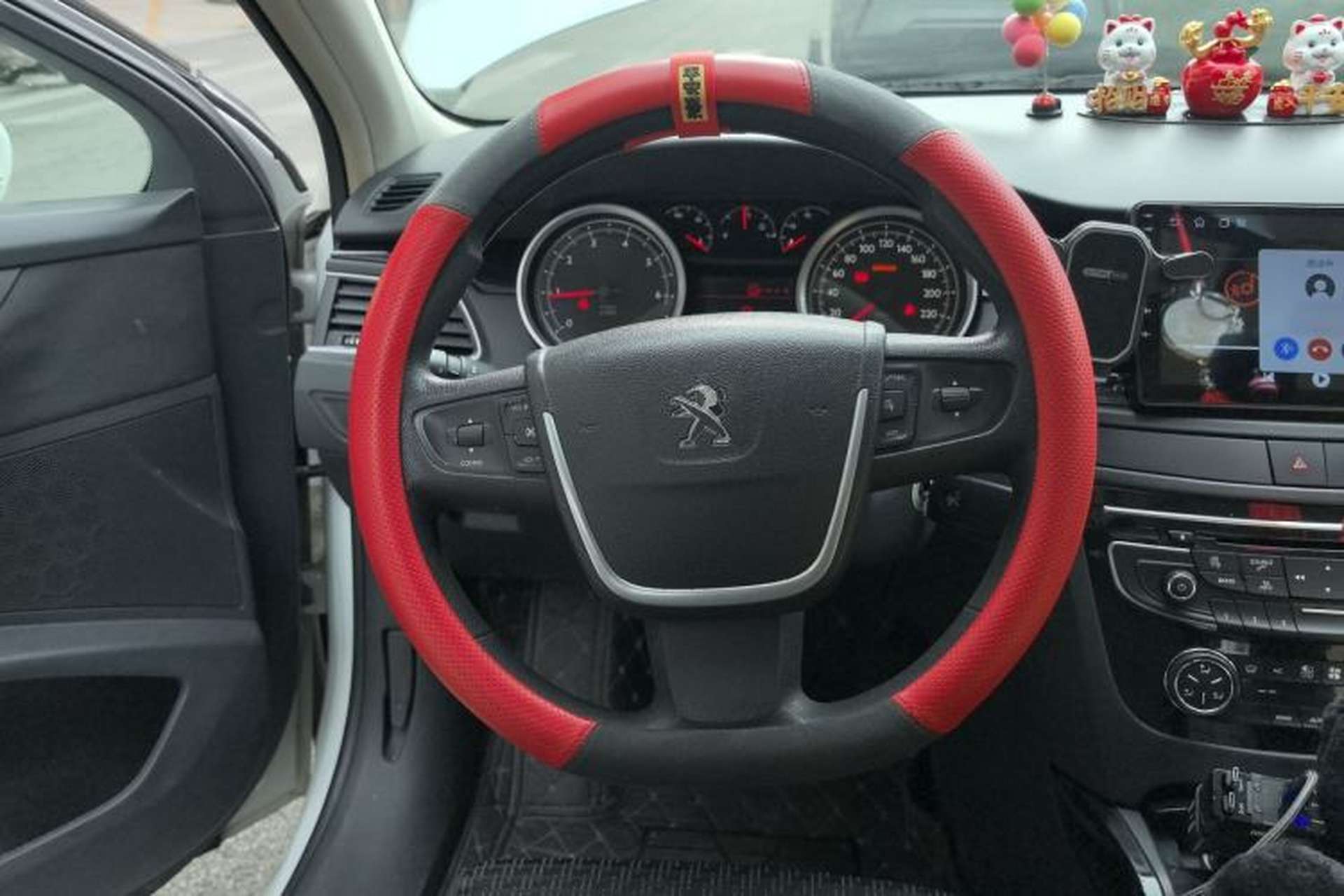 Used Peugeot 508 2013 2.0L 2nd Anniversary Edition with Automatic Sunroof – Classic Version Steering Wheel