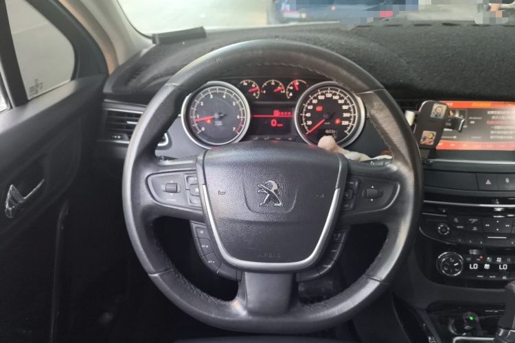 Used Peugeot 508 2013 2.0L 2nd Anniversary Edition with Automatic Sunroof – Classic Version Steering Wheel