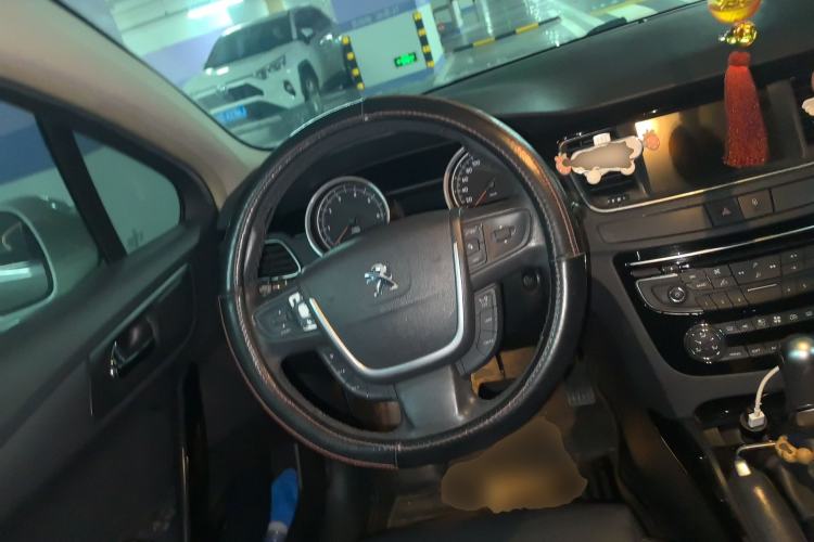 Used Peugeot 508 2013 2.0L 2nd Anniversary Edition Automatic Smart Enjoyment Version Steering Wheel