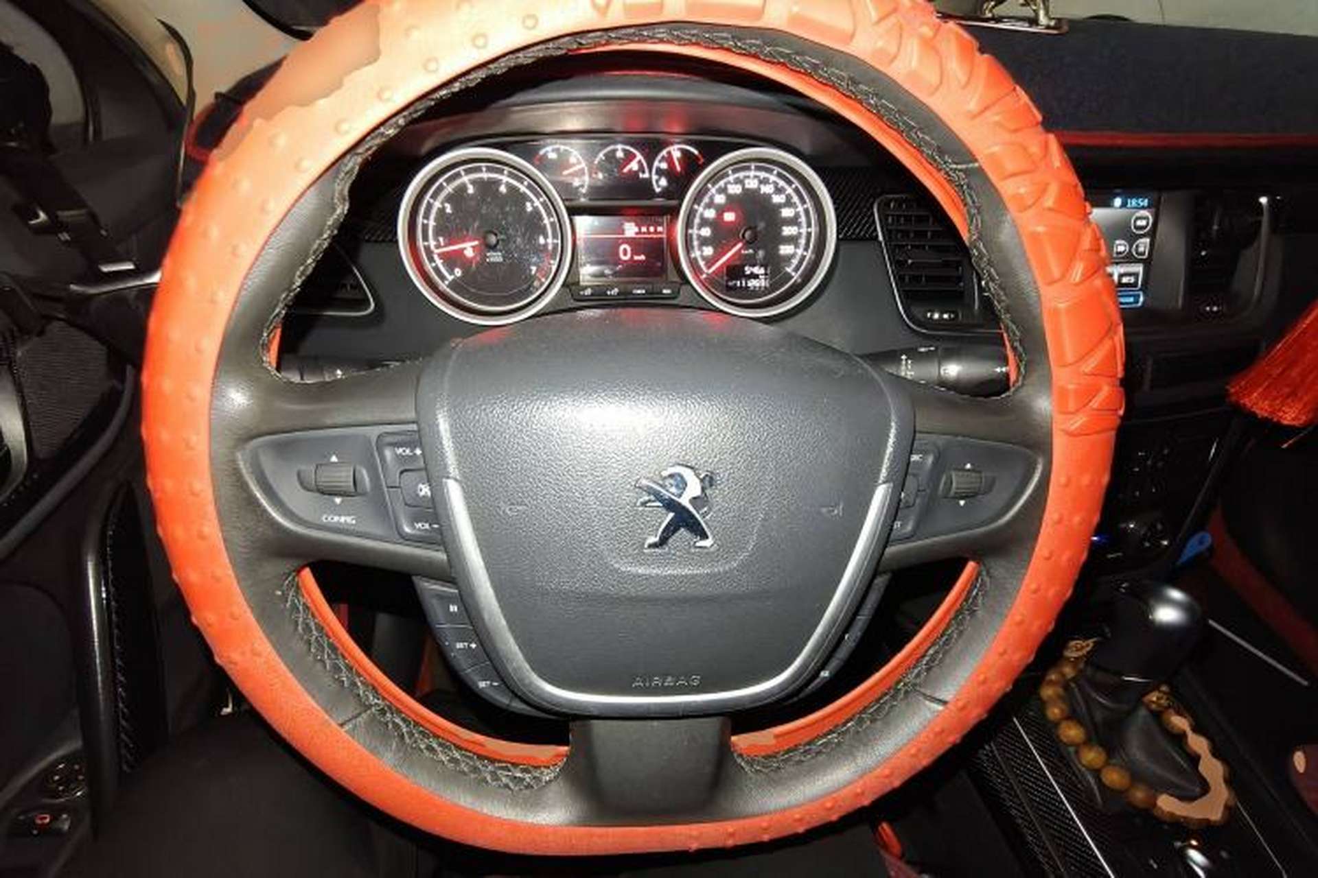 Used Peugeot 508 2013 2.0L 2nd Anniversary Edition Automatic Smart Enjoyment Version Steering Wheel