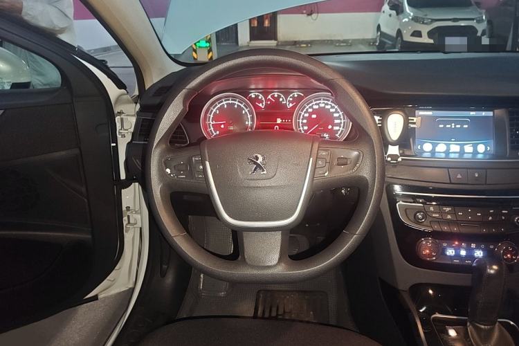 Used Peugeot 508 2013 2.0L 2nd Anniversary Edition with Automatic Sunroof – Classic Version Steering Wheel
