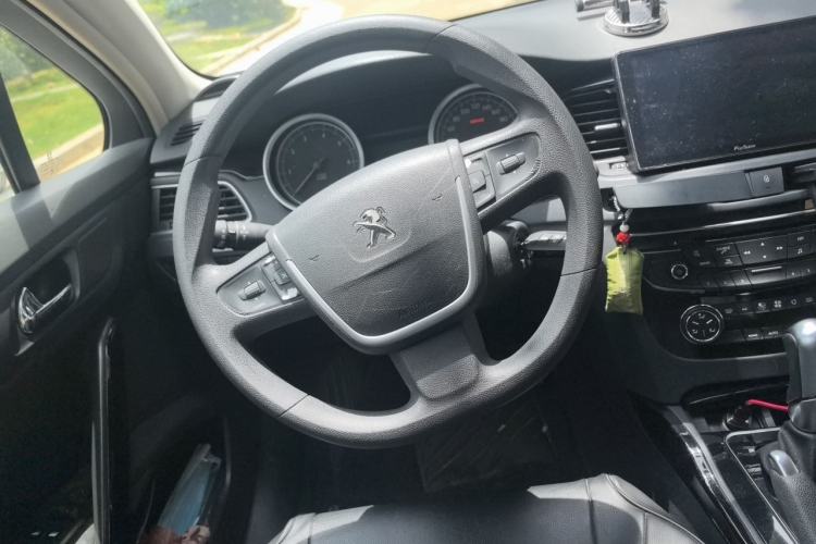Used Peugeot 508 2013 2.0L 2nd Anniversary Edition with Automatic Sunroof – Classic Version Steering Wheel