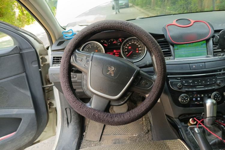 Used Peugeot 508 2013 2.0L 2nd Anniversary Edition with Automatic Sunroof – Classic Version Steering Wheel
