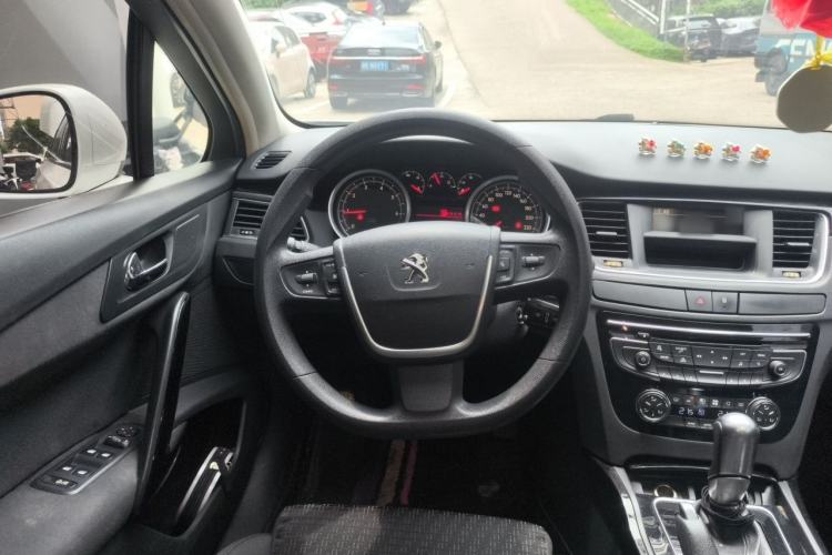 Used Peugeot 508 2013 2.0L 2nd Anniversary Edition with Automatic Sunroof – Classic Version Steering Wheel