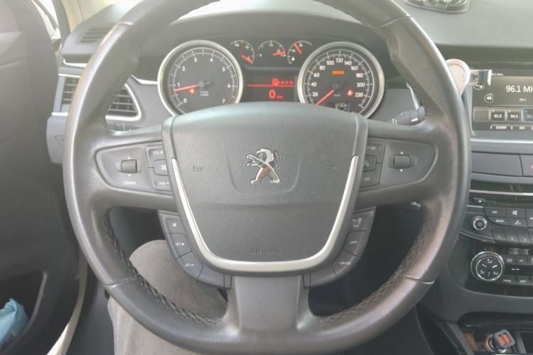 Used Peugeot 508 2013 2.0L 2nd Anniversary Edition Automatic Smart Enjoyment Version Steering Wheel