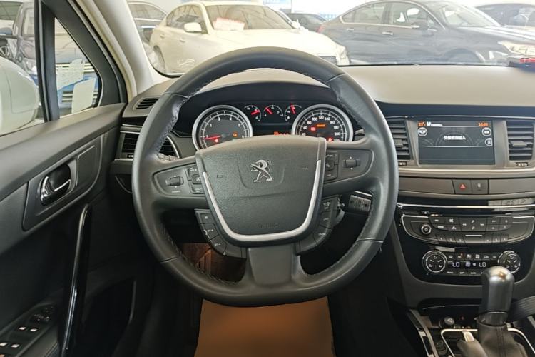 Used Peugeot 508 2013 2.0L 2nd Anniversary Edition Automatic Smart Enjoyment Version Steering Wheel