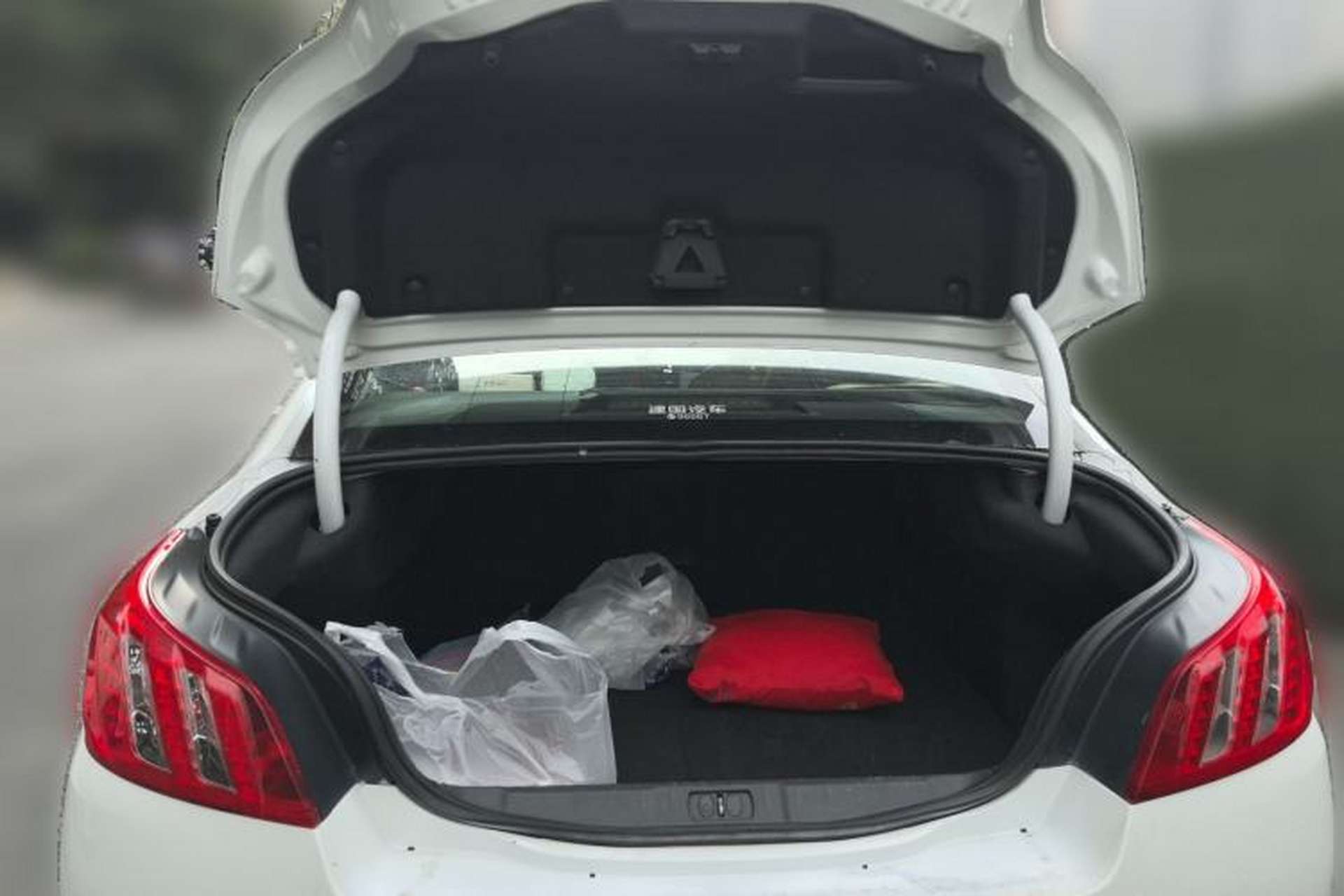 Used Peugeot 508 2013 2.0L 2nd Anniversary Edition with Automatic Sunroof – Classic Version Trunk