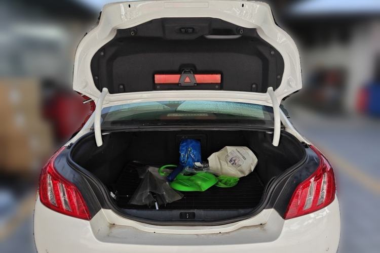 Used Peugeot 508 2013 2.0L 2nd Anniversary Edition Automatic Smart Enjoyment Version Trunk